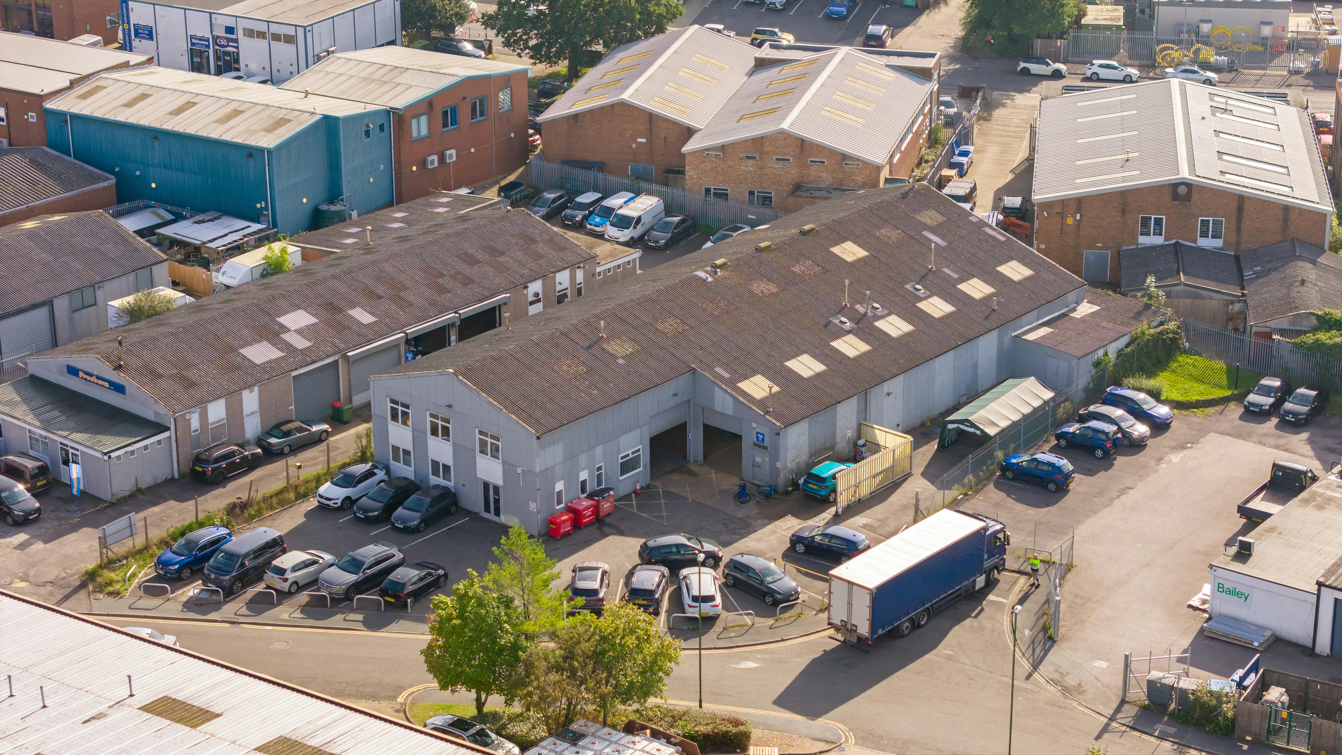 Industrial Unit in Horsham - photo 3