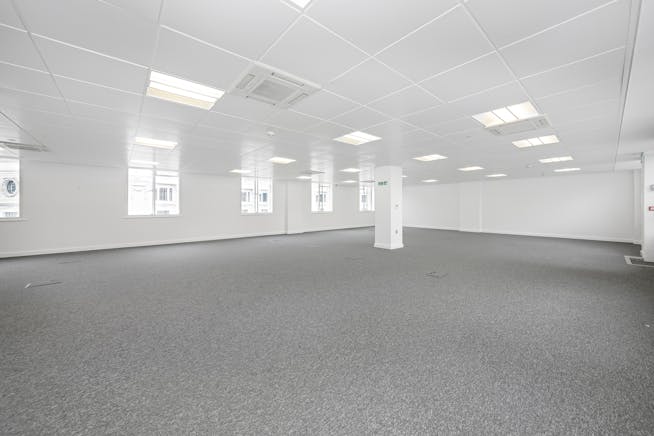 Part 4th Floor (Unit A), 215-221 Regent Street, London, Office To Let - IMG_3207.jpg