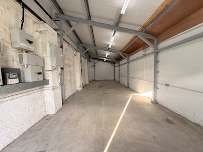 Unit 23B, Ravenswood industrial estate, Walthamstow, Industrial To Let - IMG_6382.jpeg