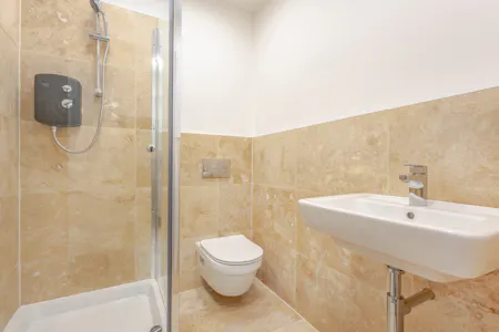 60 Wellington Street, Leeds, Office For Sale - Wellington street bathroom.jpg
