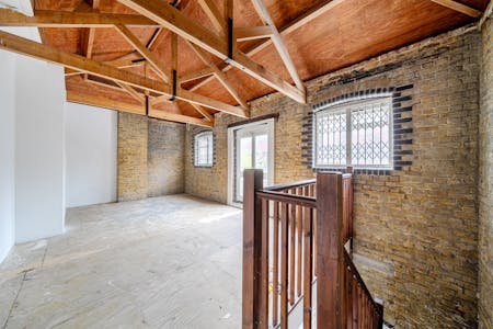 386 & 387 Railway Arches, London, Industrial To Let - 13889077693819b570968.jpg