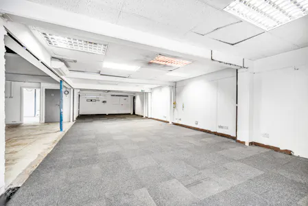 12 Sovereign Park, Park Royal, Industrial To Let - 1082398 3.jpg