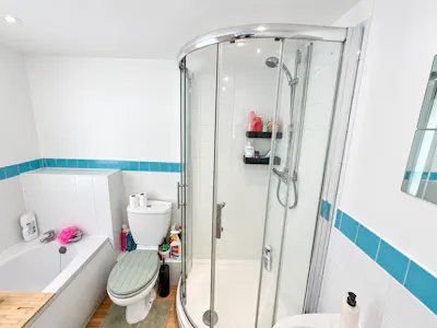 46 Hockley Road, Rayleigh, Investment - Residential / Residential For Sale - Bathroom