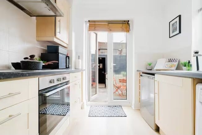 297-299 Ecclesall Road, Sheffield, Investment / Development For Sale - PHOTO20251127125258.jpg