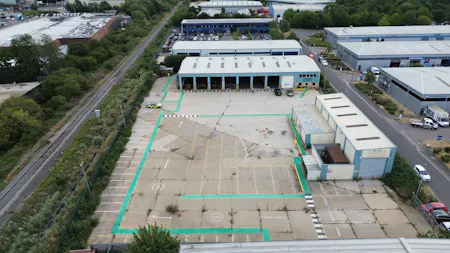 Former Arriva Bus Garage, Aylesbury To Let - DJI_0191.JPG