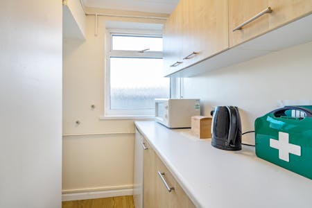 90 High Street, Sandhurst, Investment / Office / Retail For Sale - 138218376930677411d04.jpg