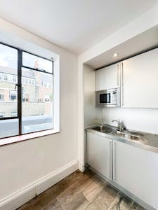 1 Richmond Mews, London, Office To Let - kitchen_richmond mews.jpg