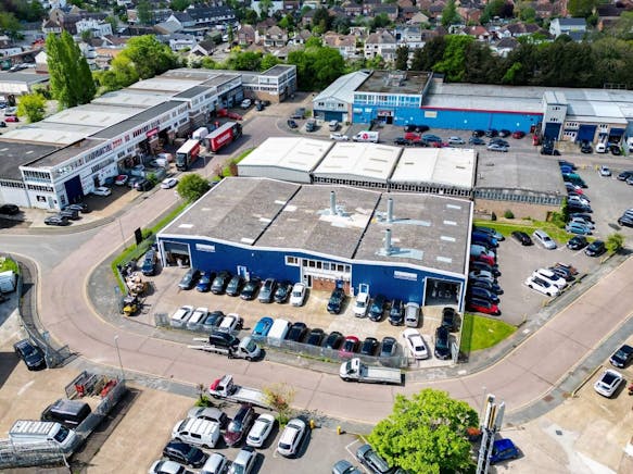 7 Eldon Way, Hockley, Leisure / Office To Let - WhatsApp Image 20251119 at 101802_7e088a9f.jpg