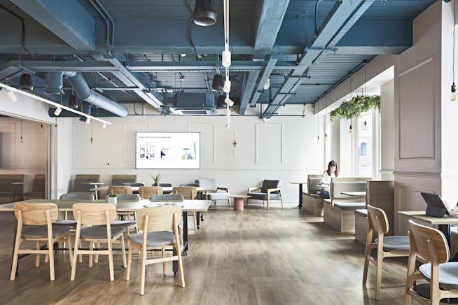 Serviced Offices - Avenue HQ, 10-12 East Parade, Leeds, Offices To Let - Copy of AvenueHQ_11.25_0313.jpg