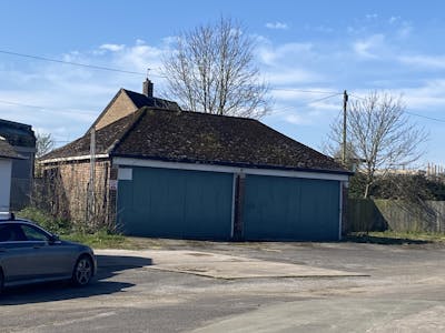 Forward Garage and workshops, Sherborne, Industrial/Logistics To Let / For Sale - IMG_0862.JPG