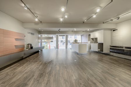 53-55 Fulham High Street, London, High Street Retail To Let - 5355 fulham high st2037.jpg