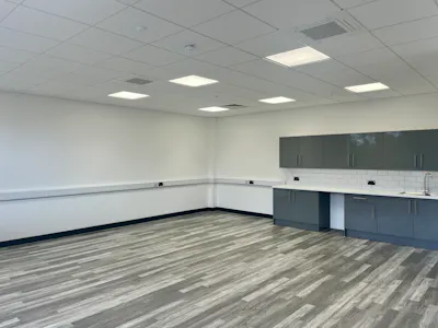 Units 5 & 6 South Cargo Centre, Feltham, Heathrow, Industrial / Warehouse To Let - IMG_4155.jpeg