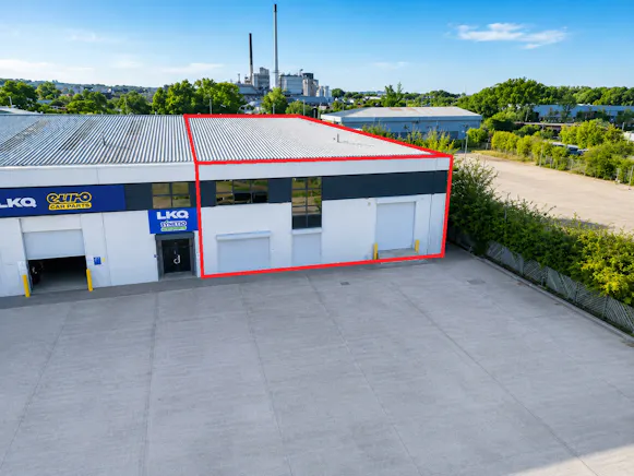 Unit 1 Ascent Park, Harlow, Industrial To Let - Red lined.jpg