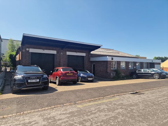 Unit 2 Lennox Road, Basingstoke, Industrial For Sale - 20250516_150612.jpg