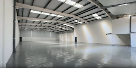 Unit A 199 Long Lane, Stanwell, Heathrow, Industrial / Warehouse To Let - Long Lane Warehouse 1.jpg