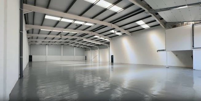 Unit A 199 Long Lane, Stanwell, Heathrow To Let - Long Lane Warehouse 1.jpg