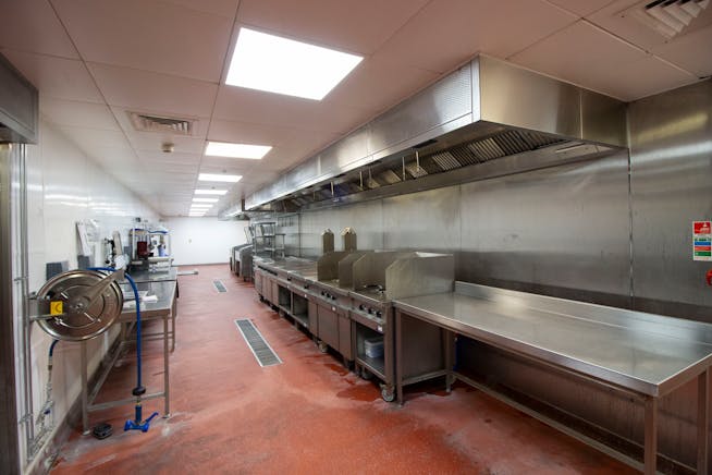 5 McNicol Drive, Park Royal, Restaurant / Cafe / Retail / Industrial / Warehouse To Let - 3.jpg