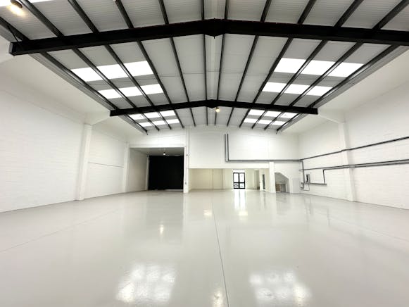 Units 2 & 3 Wembley Trade Park, Wembley, Industrial To Let - 20260521_104730885_iOS.jpg