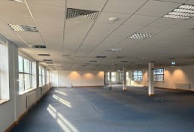 Aquarius House, Bradford, Office To Let - Picture3.jpg