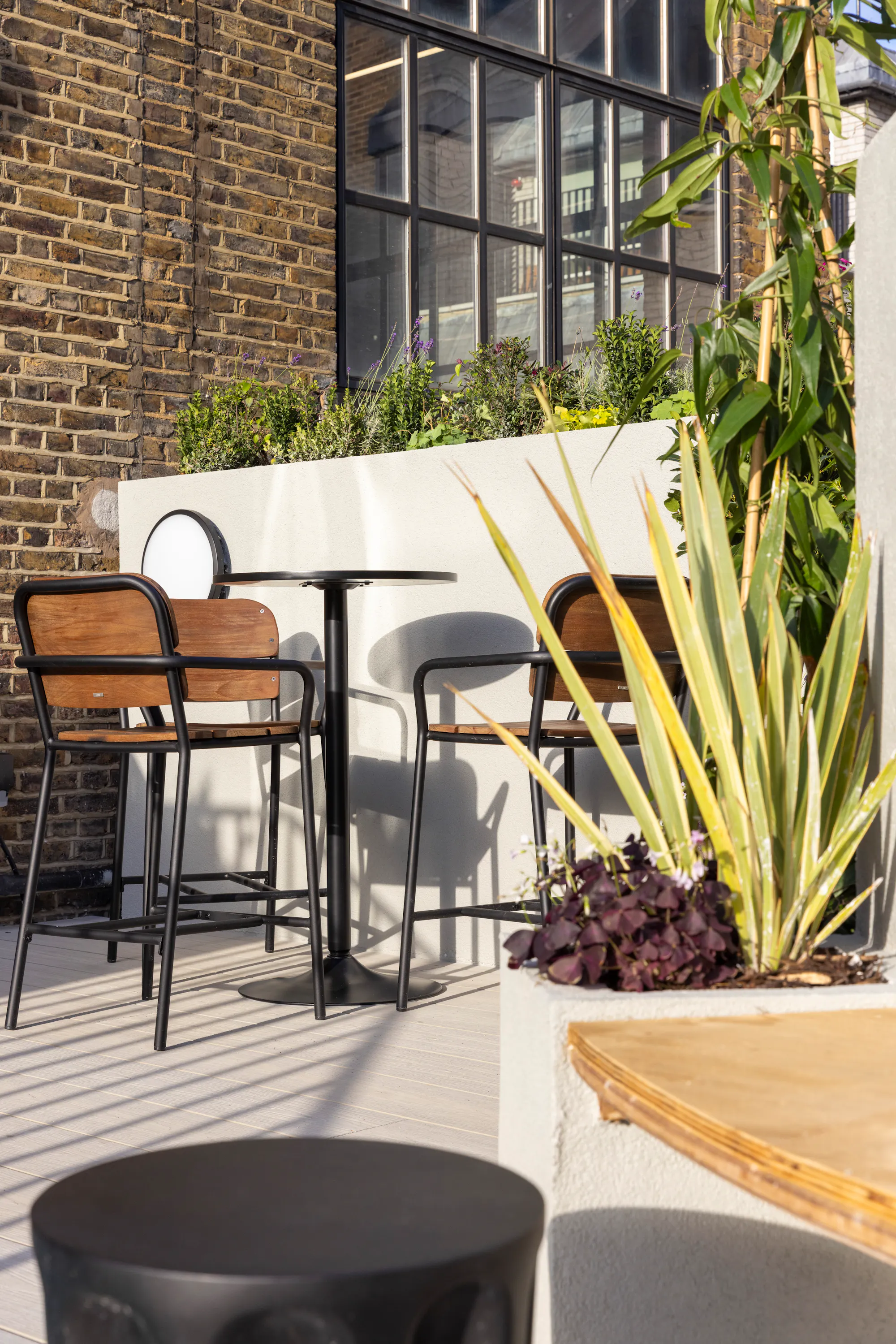 Coachworks 7-10 Charlotte Mews, London, W1T 4EE available to rent via ...