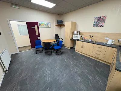 Oakfield House, Motherwell, Office To Let - PHOTO-2026-07-24-18-50-12 5.jpg