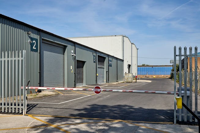 Unit 2 Greenbridge Centre, Greenbridge Road, Swindon, Industrial To Let - THEPLA~1.JPG