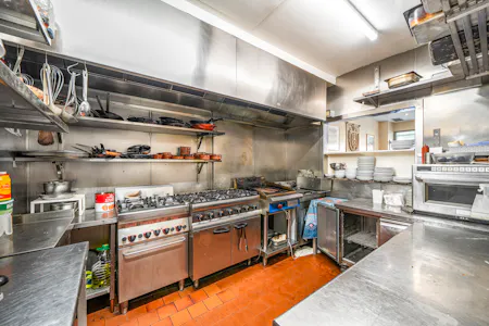 869 Harrow Road, London, Retail For Sale - 1-6abf74d857ffb-1522882 (8)-1.jpg