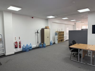 First Floor, 3-4 Church Green West, Redditch, Office To Let - IMG_5467.JPG