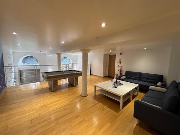 1st Floor, Glasgow, Offices To Let / For Sale - PHOTO-2026-04-12-15-11-50 4.jpg