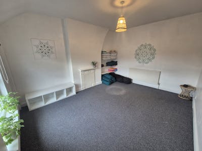 107 Stockport Road, Stockport, Retail For Sale - 20260224_092444.jpg