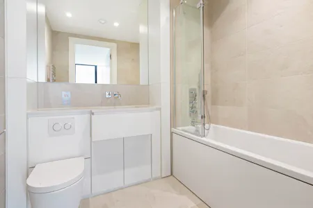 Brooke Street, London, Residential Flat To Let - Bathroom