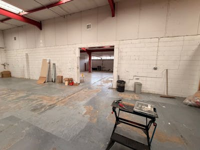 11 Totman Crescent, Rayleigh, Industrial / Office To Let - IMG20251031WA0017.jpg