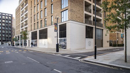 Unit 9.01 - Royal Wharf Development, London, Retail To Let - SO2_6416.jpg