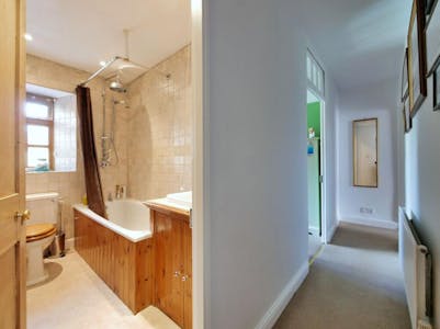 41 Lewis Lane, Cirencester, Residential House To Let - Lewis Lane 5.jpeg