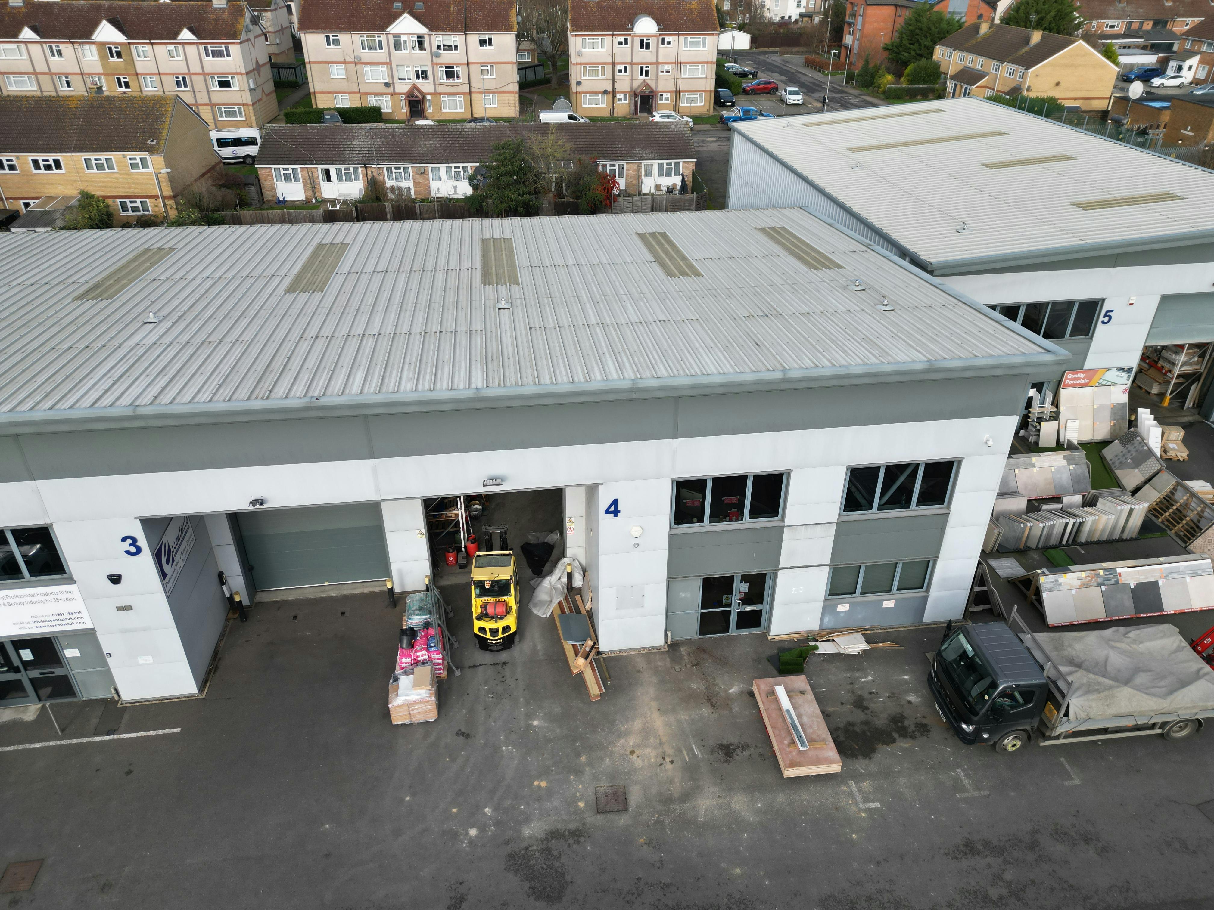 4 Abbey Point, Waltham Abbey To Let - DJI_0951.JPG