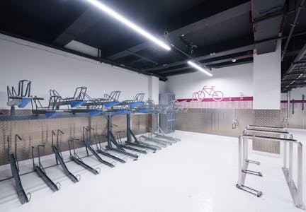 16 St Martin's Le Grand, London, Office To Let - 3df6241af4fbfdc108185454c1f80598-04647.jpg