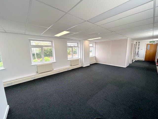 Suite F2a, Fairacres, Windsor, Office To Let - Internal 4i.jpg