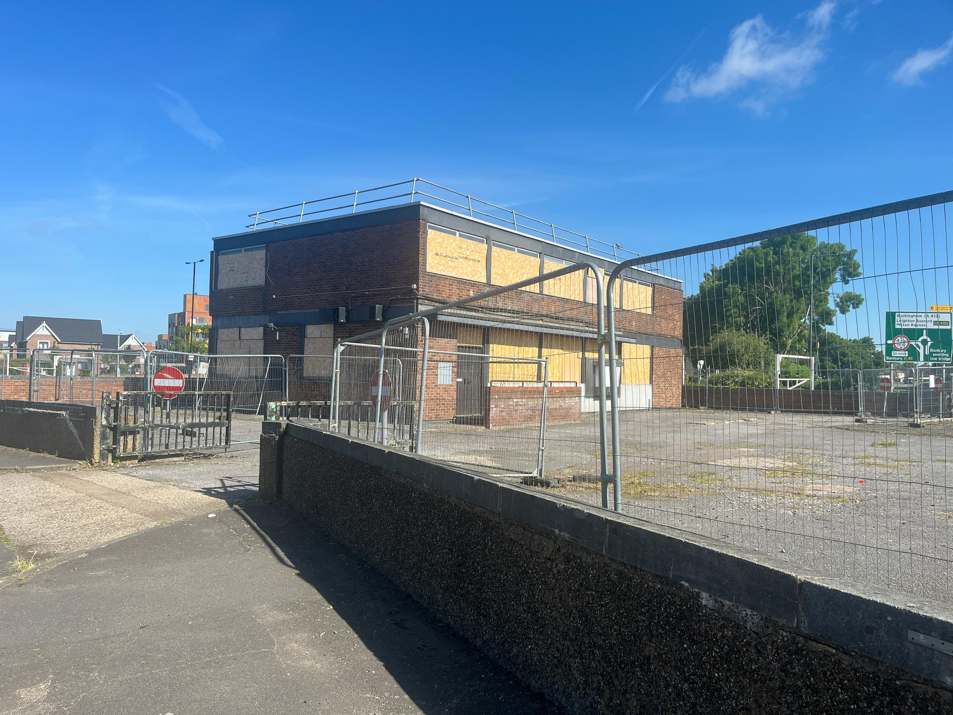 Former Lloyds Bank, 2 Gatehouse Road, Aylesbury For Sale - IMG_2931.JPG