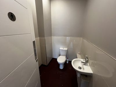 Unit 3, Vimto Gardens, Salford, High Street Retail To Let - IMG_0198.jpeg