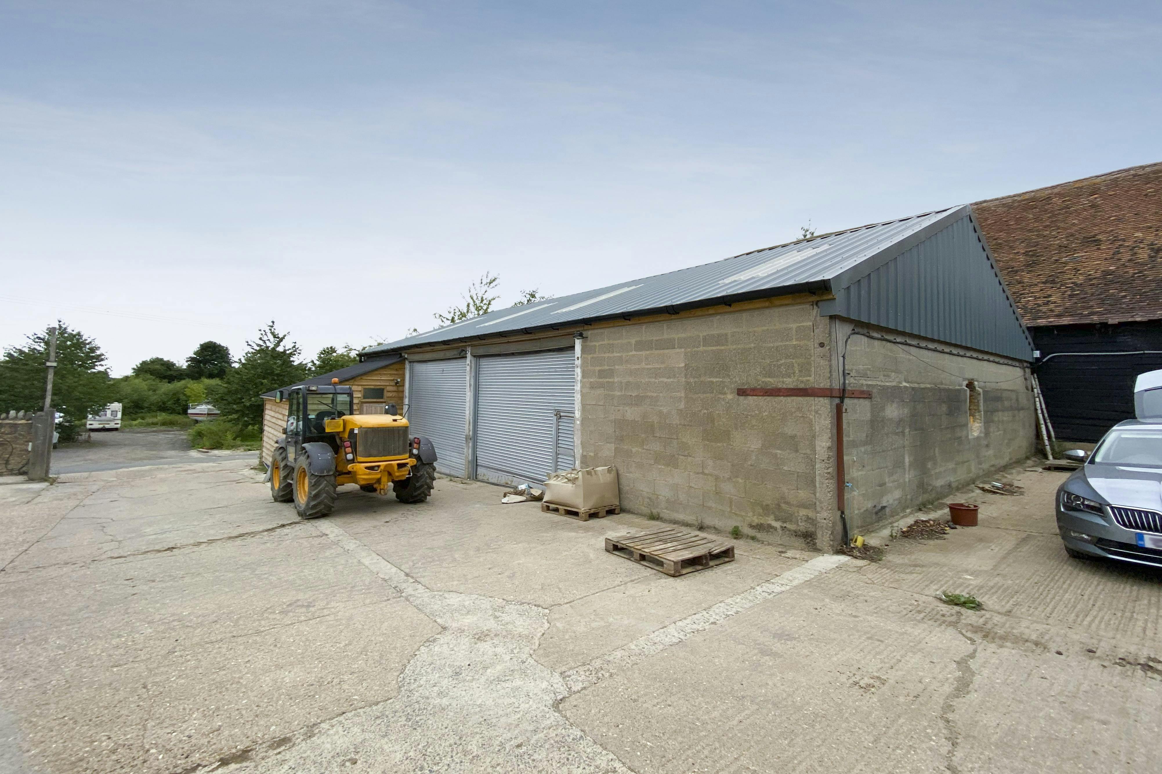 Storage Barn Manor Farm Church End, Haddenham, Industrial To Let - NJ-1.jpg