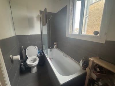 386 Hornsey Road, London, Investment / Retail For Sale - 3.jpg