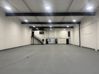 Unit 11, Lakeside Industrial Estate, Redditch, Industrial/Logistics To Let - IMG_1861.JPG