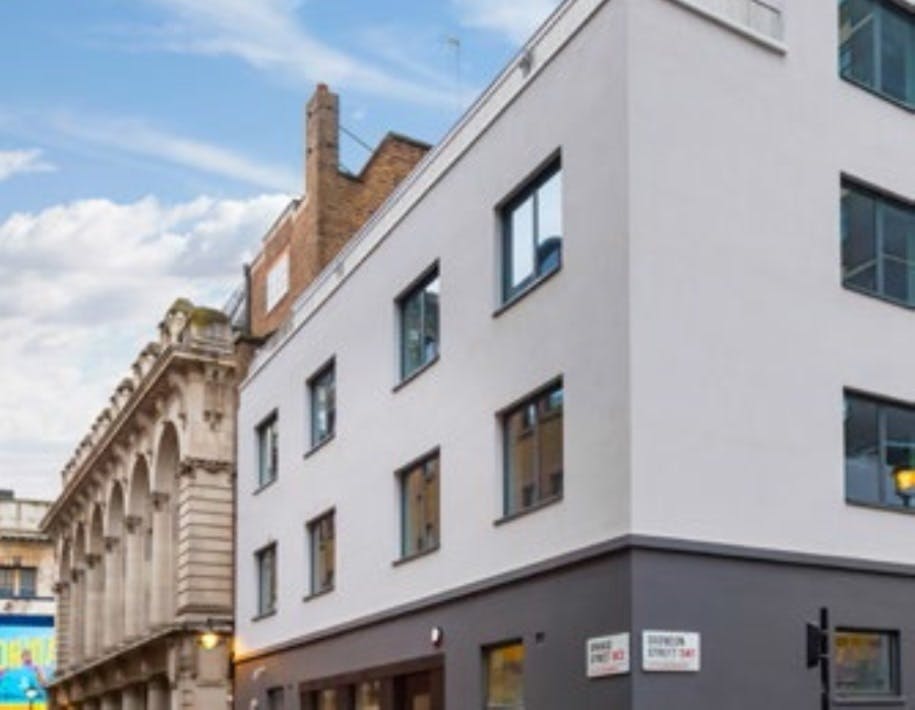 Building 8, Uxbridge, Office / Retail To Let / For Sale - Corner Shot