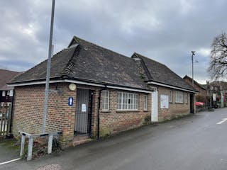 Former toilet block, Mount Street Car Park, Battle, Leisure / Office / Retail To Let - IMG_1366.JPEG