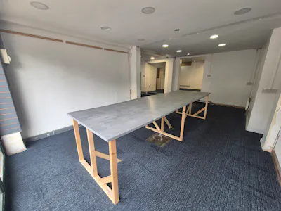 8-10 Castle Street, Stockport, Retail To Let - 20260921_121330.jpg