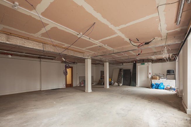 Lower Ground Floor 21 Blythswood Square, Glasgow, Other / Offices / Retail To Let - PHOTO20250514092122 10.jpg
