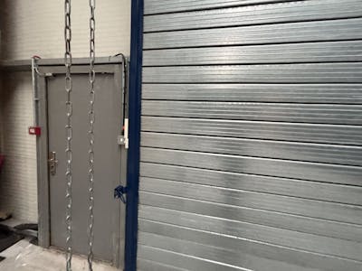 Unit 7 & 8 Woodside, Springvale Industrial Estate, Cwmbran, Industrial To Let - IMG_1754.jpg