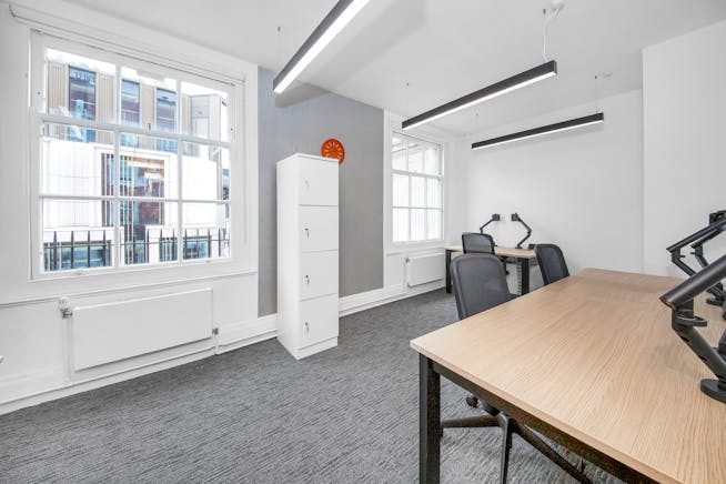 Room 418, 162-168 Regent Street, London, Office To Let - MG_0056b.jpg