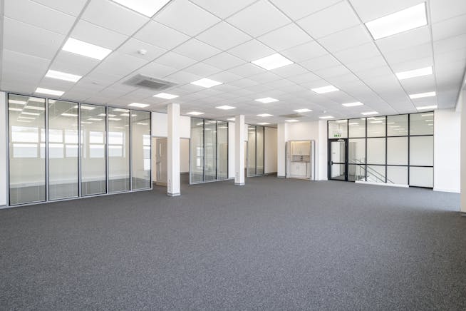 Unit 3, Nimbus Park, Dunstable, Bedfordshire, Warehouse & Industrial To Let - Nimbus_Unit3_27.jpg