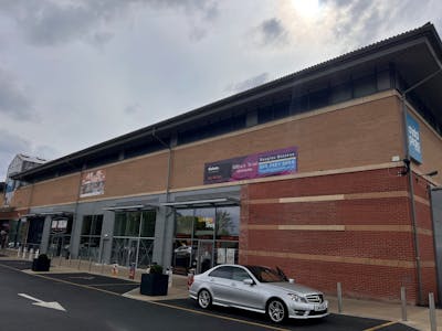 Unit H5, East Mall, Crystal Peaks Shopping Centre, Sheffield, Office / Retail To Let - 2.jpg
